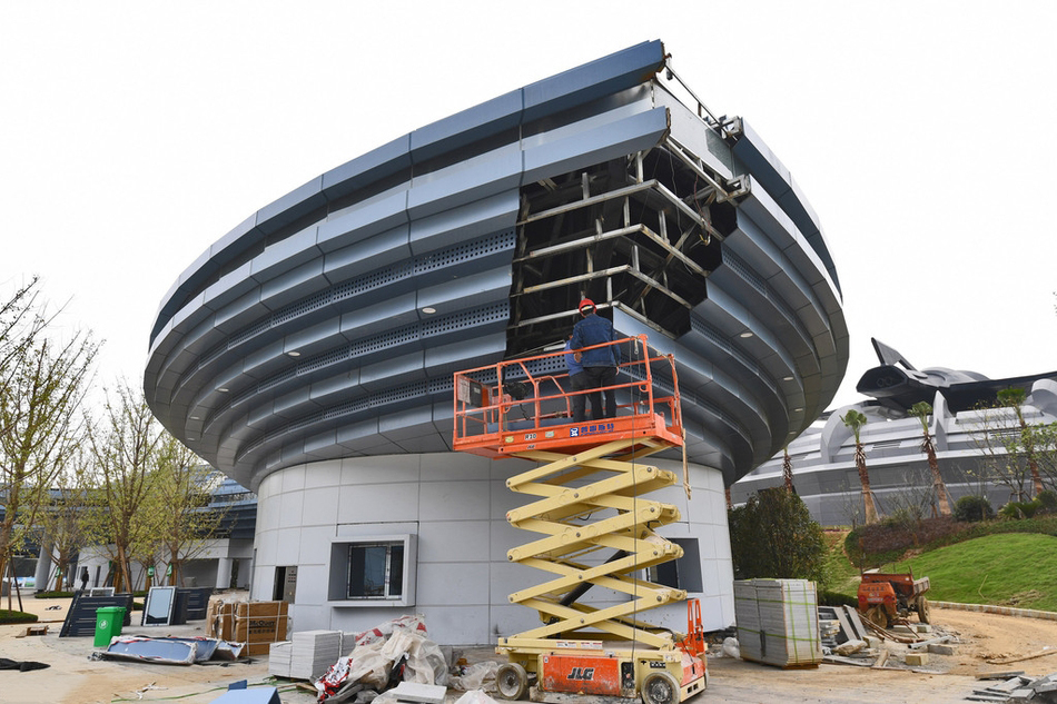 10米剪叉式高空作業(yè)平臺(tái) 10米剪叉式高空作業(yè)平臺(tái)