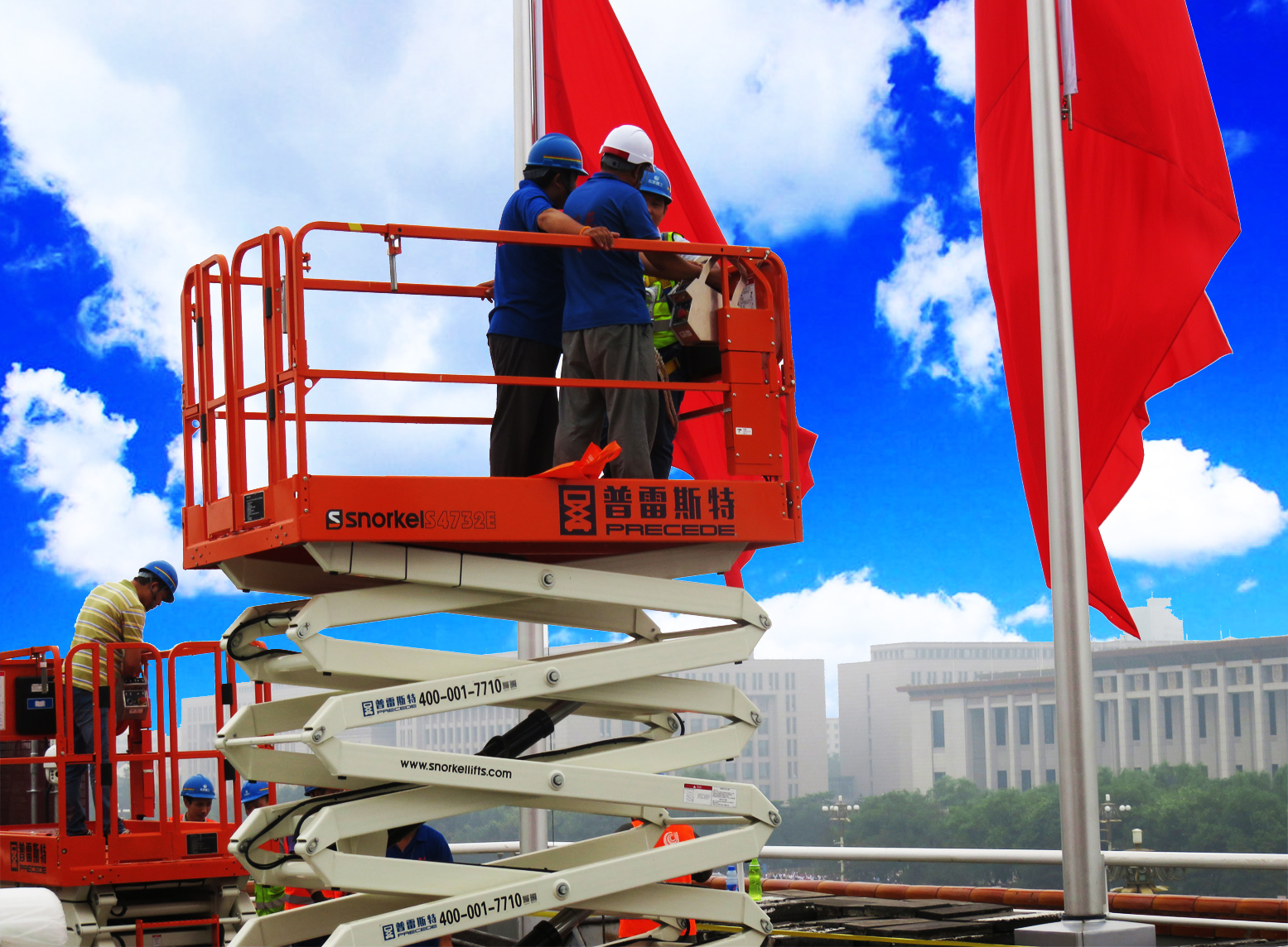 剪叉式高空作業(yè)平臺租賃 剪叉式高空作業(yè)平臺租賃