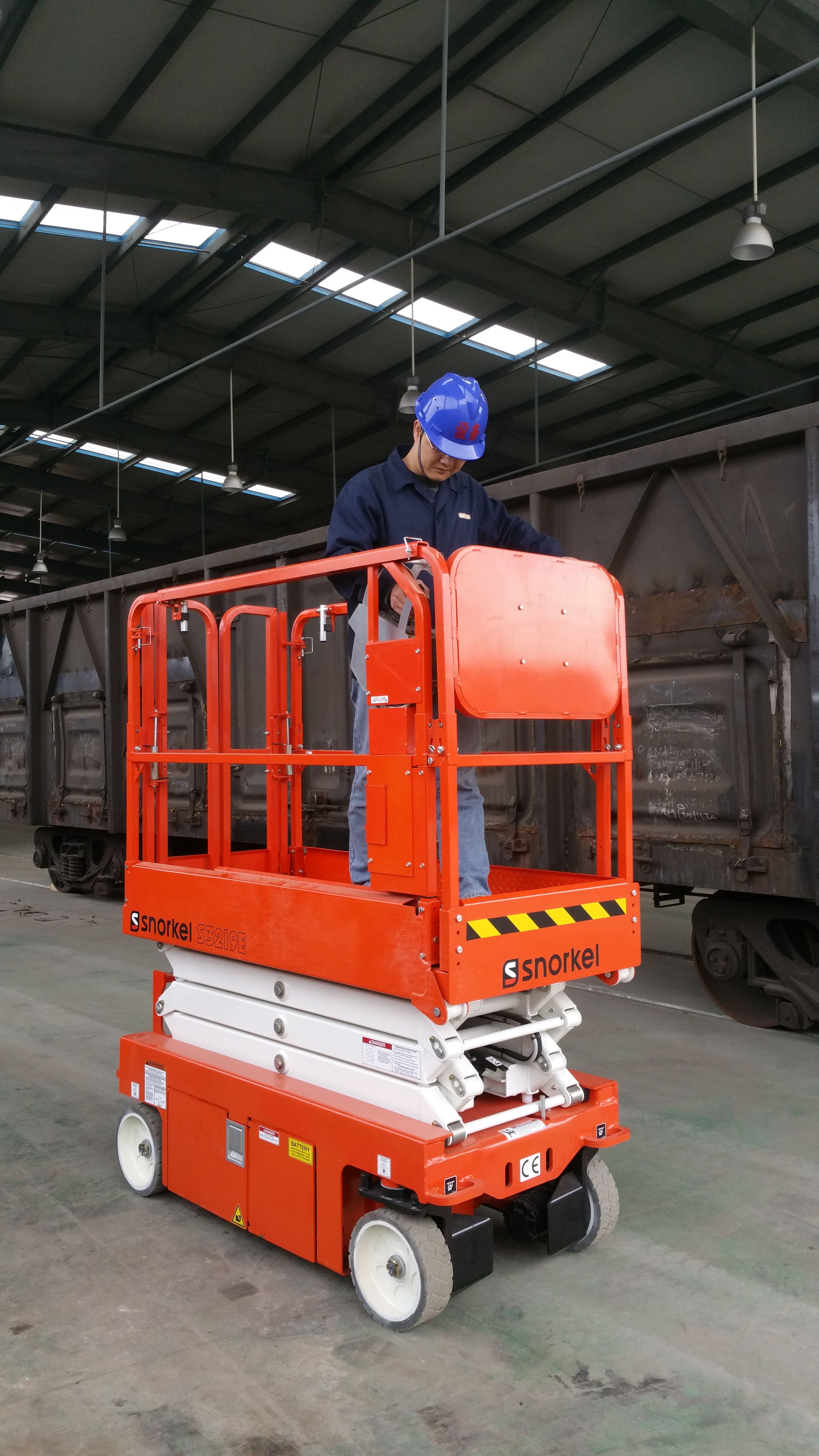 8m����ʽ�߿����I(y��)ƽ�_